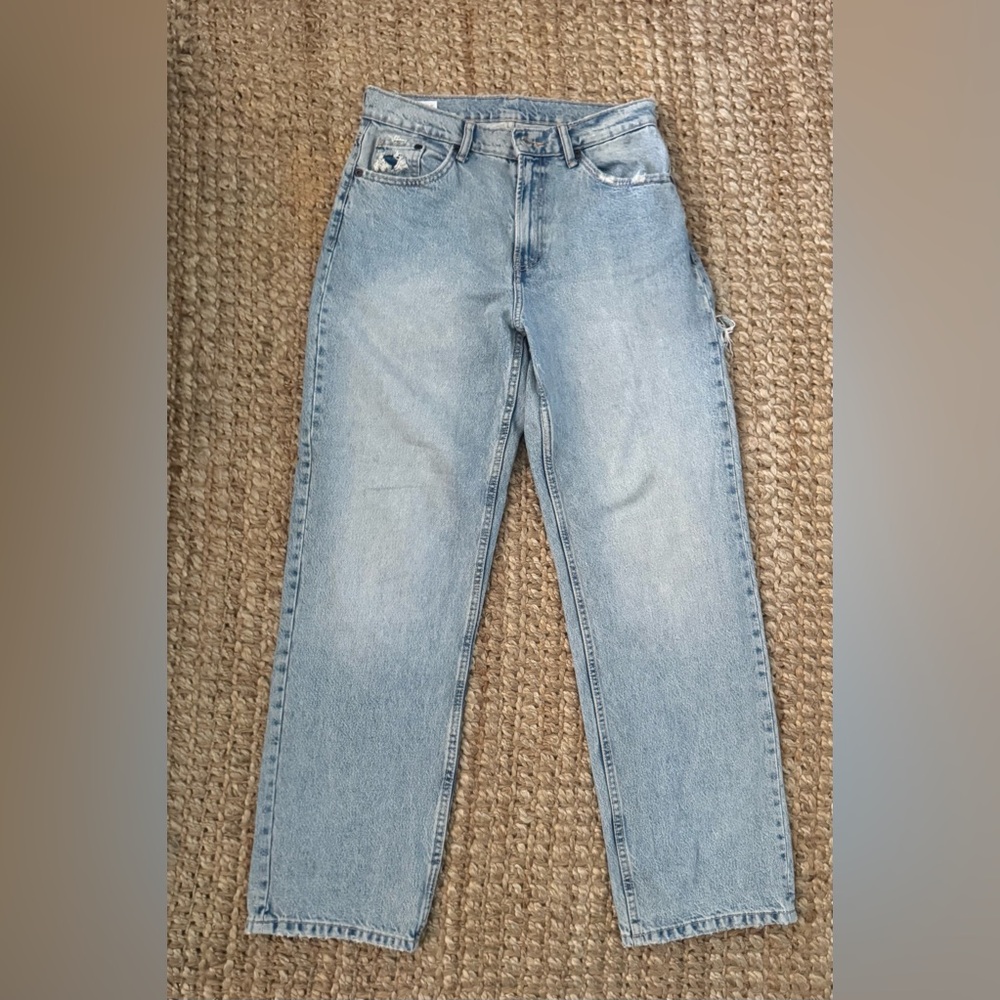 Zara Light Blue Distressed Jeans Patch Detail low rise straight jeans size 4